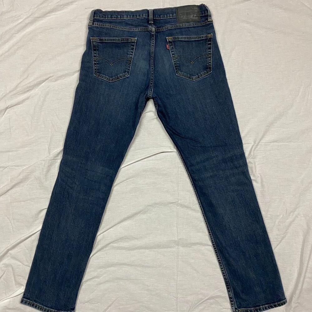 Levi's 511 - 34'' Waist 32'' Inseam Levi Strauss Jeans - Dark Blue Washed - Picture 3 of 9
